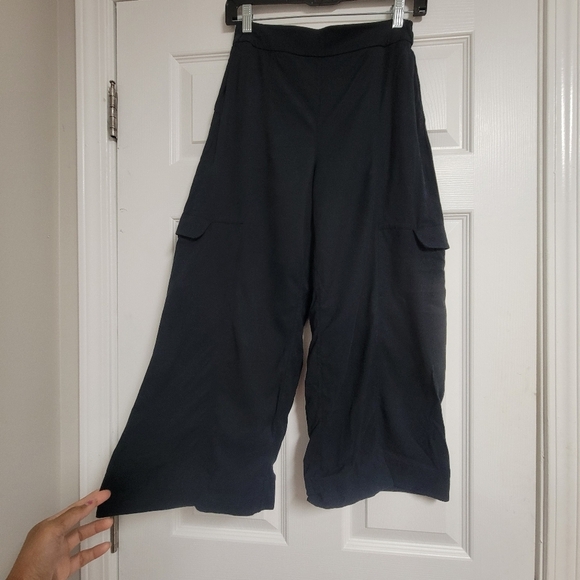 Lululemon Metropolis Maven Cropped Wide Leg Pants. - Picture 5 of 16